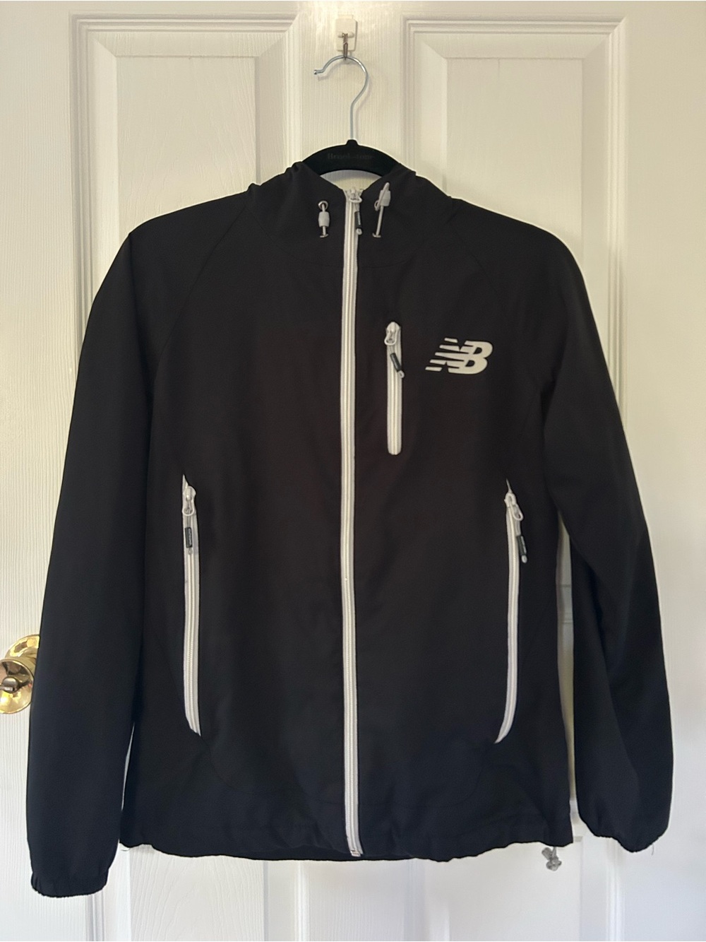 New Balance Women’s Black Hooded Performance Jacket Size S